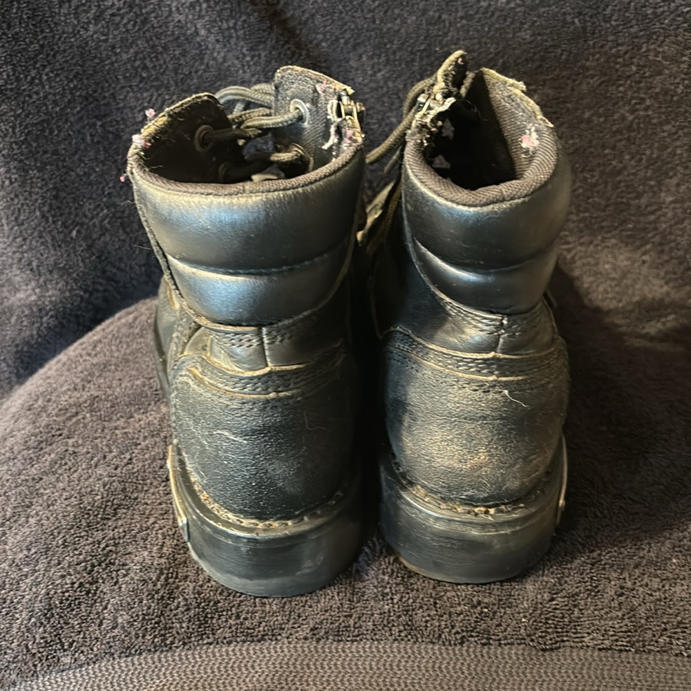 Women’s Harley boots size 9 - Picture 4 of 6